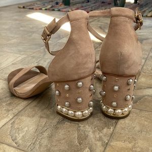 Gianni Bini PEARL Suede Heels